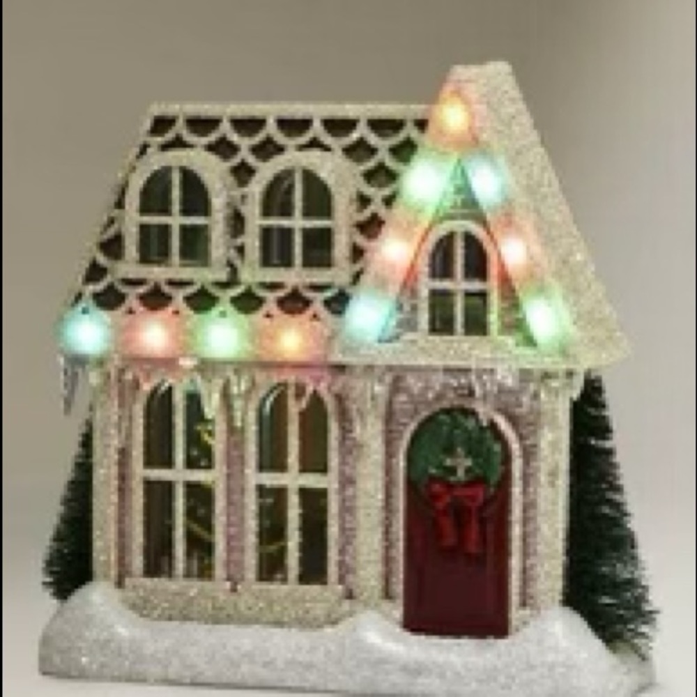 Bath & Body Works Light Up Cottage Plug In